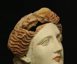 Stasera al MArTA due inziative: Crest La dea in trono e i segreti del restauro