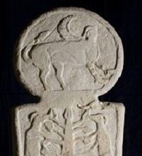 La stele delle spade e le altre. Sculture orientalizzanti dall’Etruria Padana