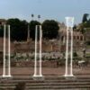 Rendering Di Tre Colonne Su Quella A Destra E Visibile Il Capitello Gallery