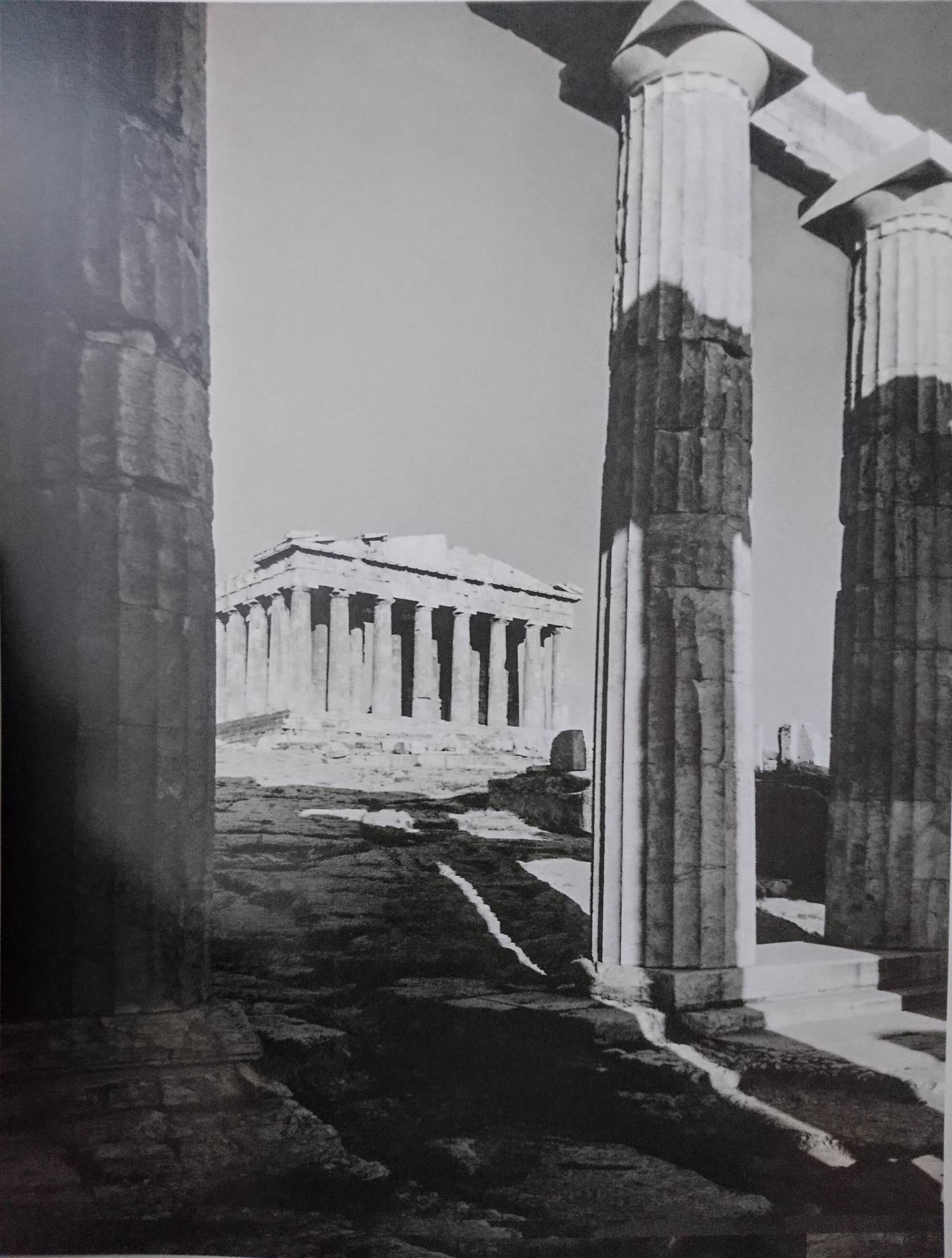 La pietra di Atene: uno stampo per cemento dal sapore antico
