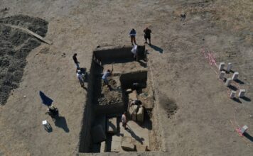 Turchia: riportato alla luce l’ingresso di un tempio dedicato a Zeus
