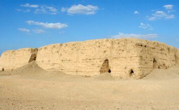 Una campagna di crowdfunding per dimostrare l’esistenza della tomba di un faraone