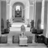 Atrio del Museo Archeologico Nazionale di Napoli agli inizi del ‘900 (© Archivio Fotografico MANN)