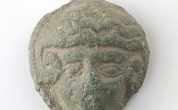 Il minuscolo ritratto in bronzo di Alessandro Magno trovato in Danimarca